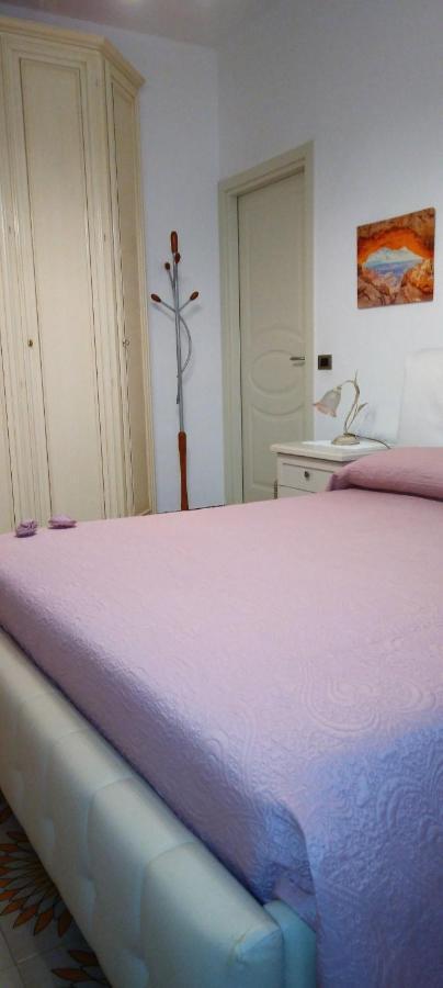 Casa Giulia Apartment เลวานโต ภายนอก รูปภาพ