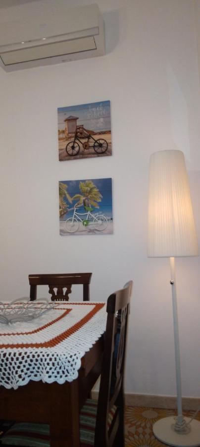Casa Giulia Apartment เลวานโต ภายนอก รูปภาพ