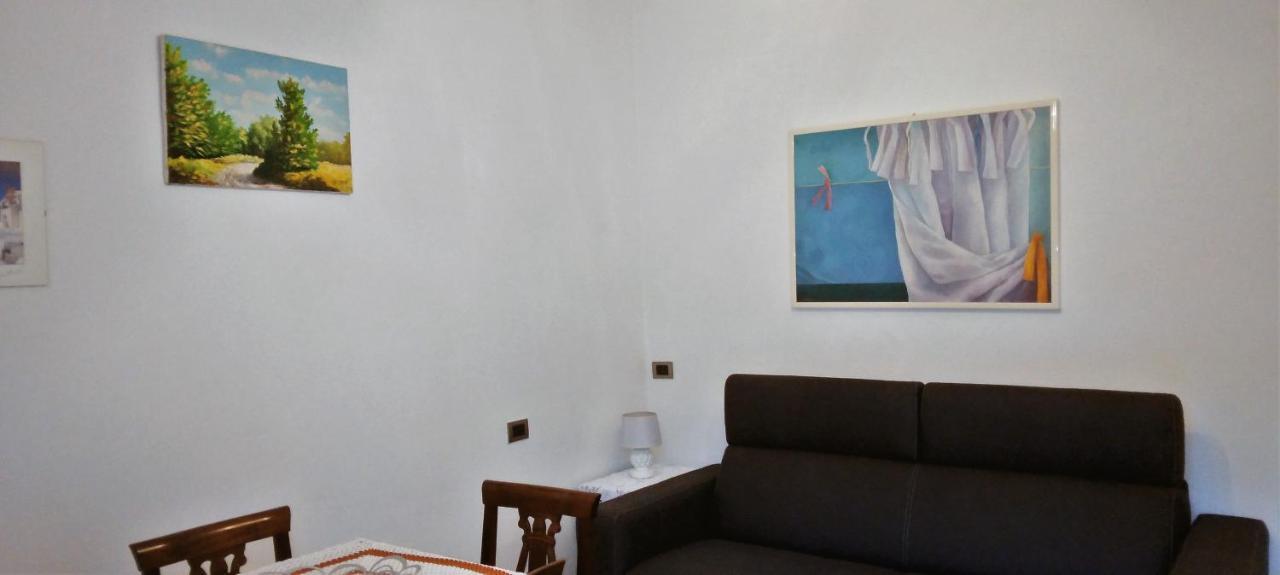 Casa Giulia Apartment เลวานโต ภายนอก รูปภาพ
