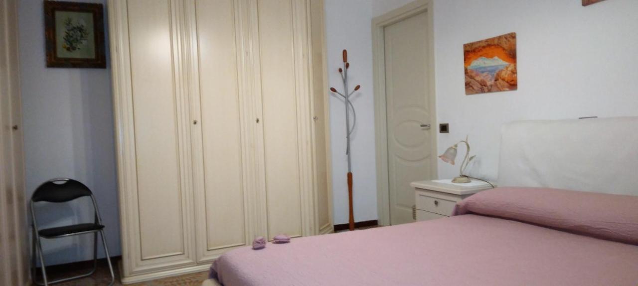 Casa Giulia Apartment เลวานโต ภายนอก รูปภาพ