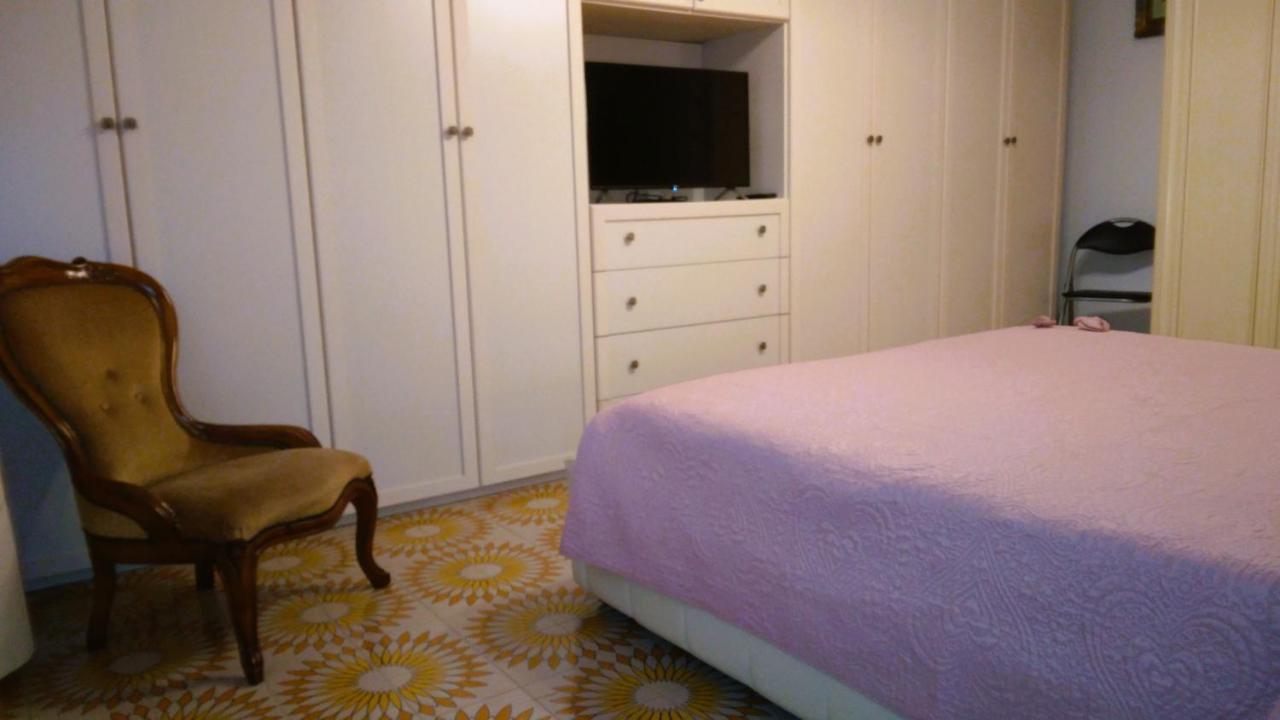 Casa Giulia Apartment เลวานโต ภายนอก รูปภาพ