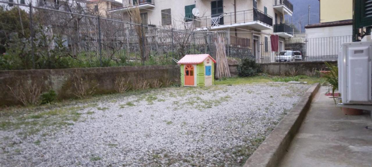 Casa Giulia Apartment เลวานโต ภายนอก รูปภาพ